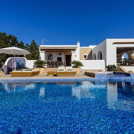 Almond * San Antonio (Ibiza)